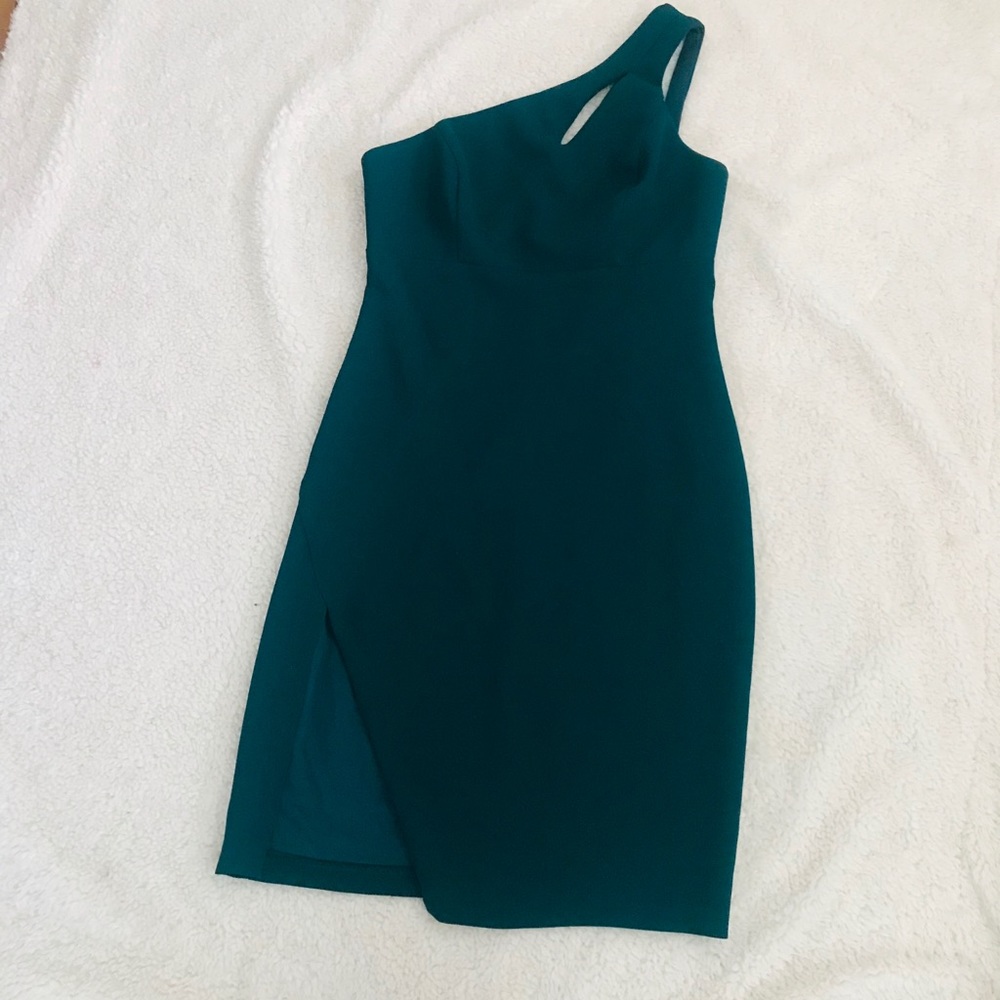 EMERALD ONE SHOULDER DRESS size 6